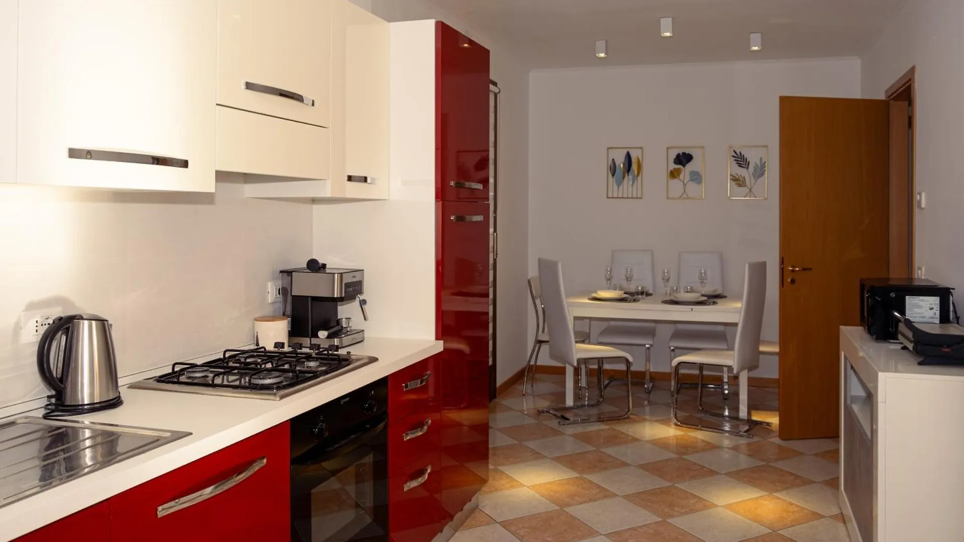 Terrace Apartment -M3 Apartments Lido di Jesolo 0*,  Italia